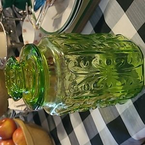 L.E.Smith Green imperial Apothecary jar